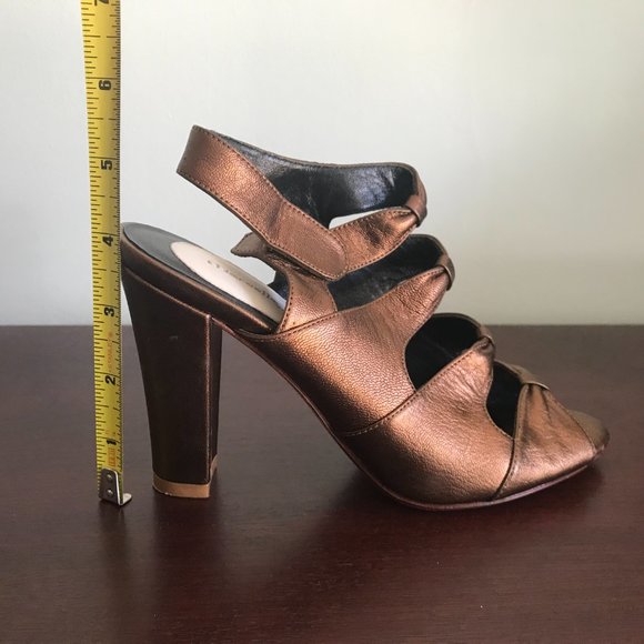 Marcello Toshi | Copper Heels 6 - Picture 6 of 6